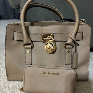 Large Michael Kors tote and wallet